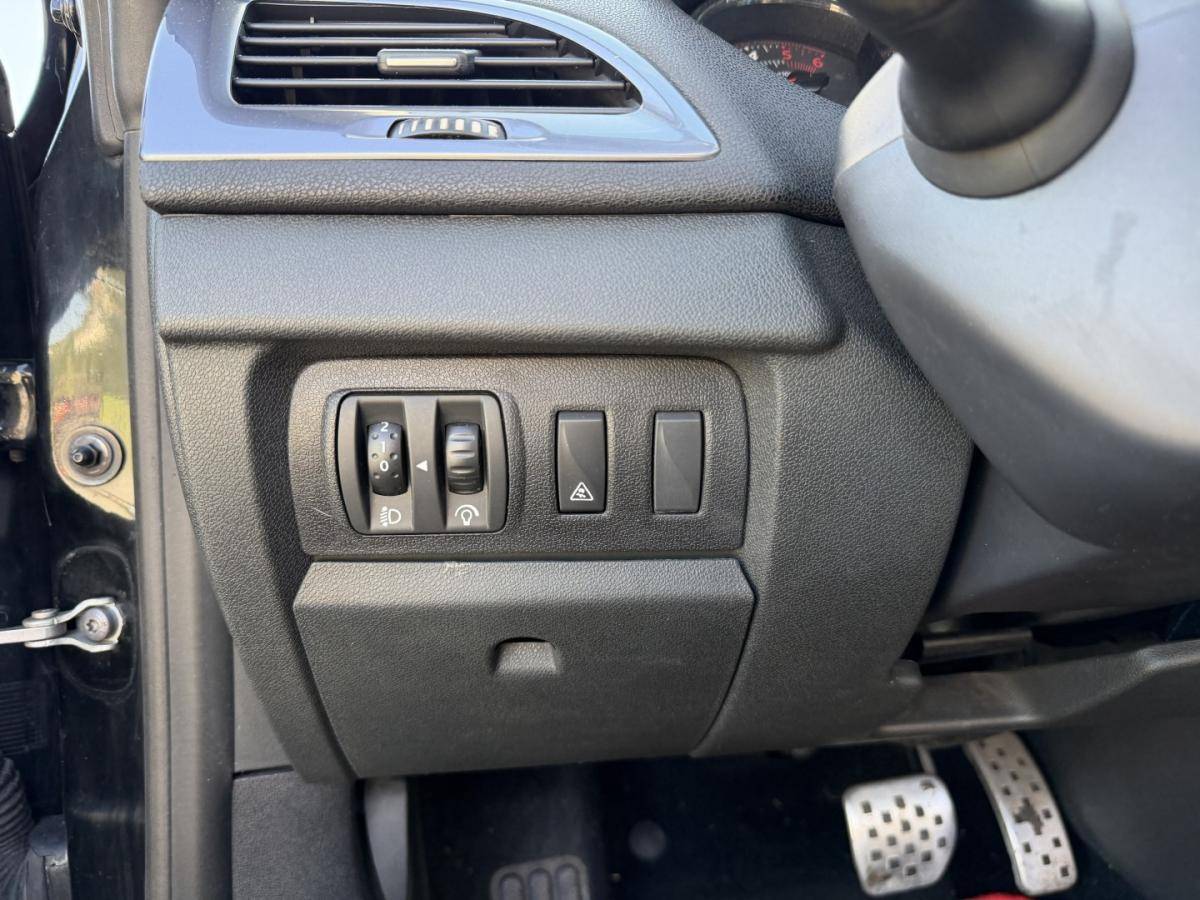 renault-megane-cabrio-2012-diesel-1461cc