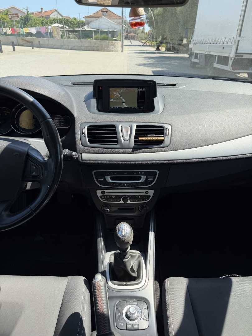 renault-megane-sport-tourer-2011-diesel-1461cc