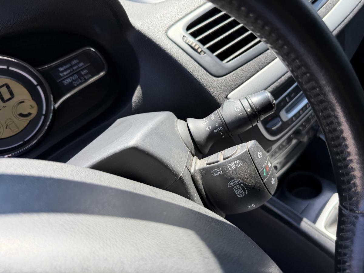 renault-megane-sport-tourer-2011-diesel-1461cc
