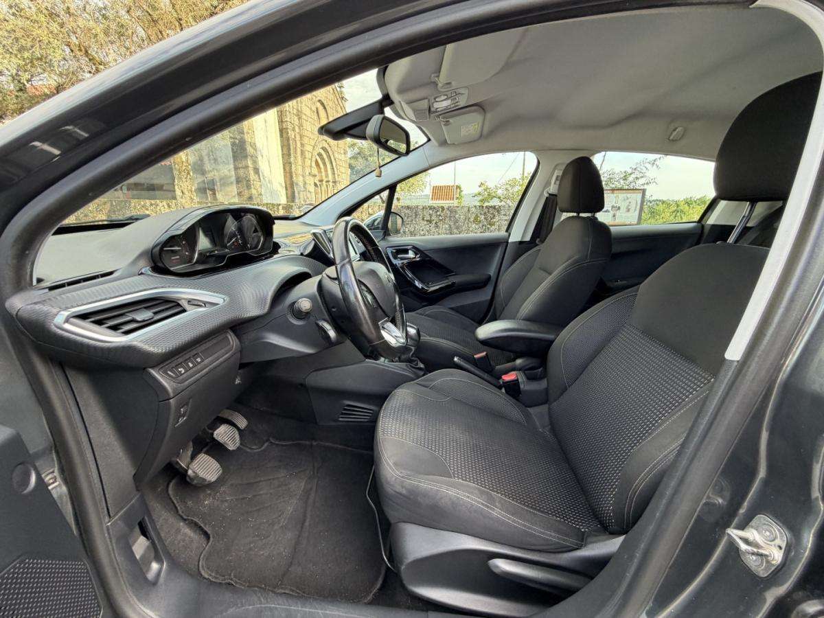 peugeot-208-2015-diesel-1560cc
