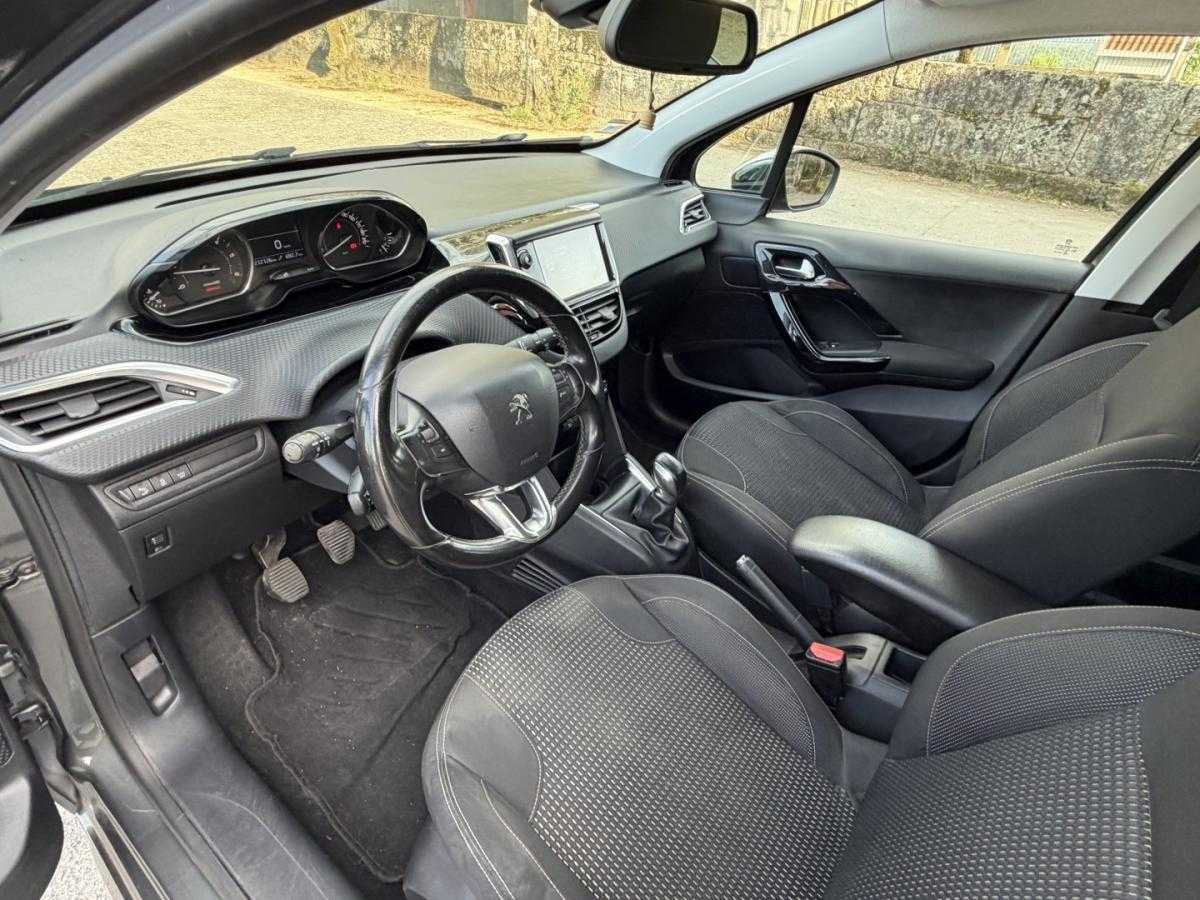 peugeot-208-2015-diesel-1560cc