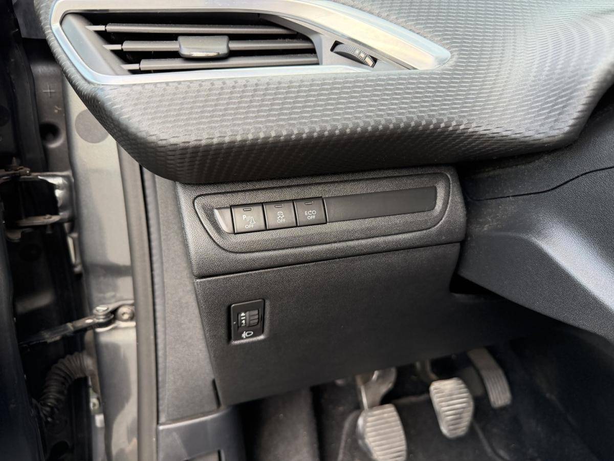 peugeot-208-2015-diesel-1560cc