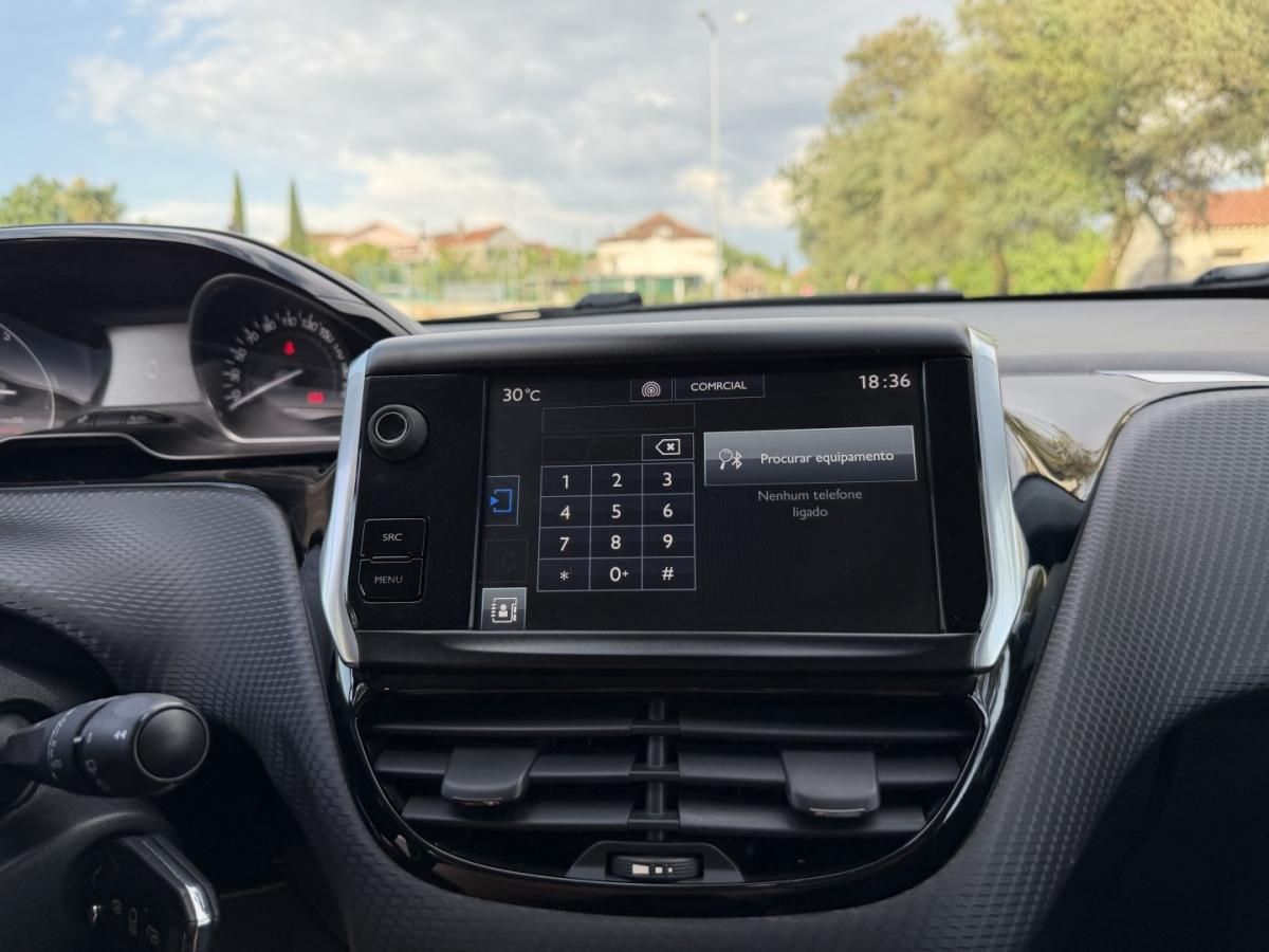 peugeot-208-2015-diesel-1560cc