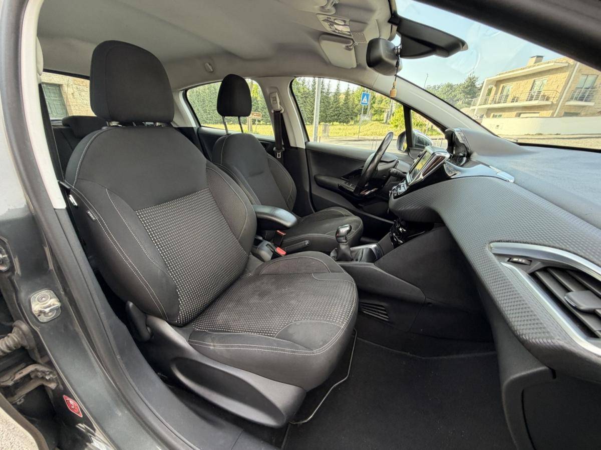 peugeot-208-2015-diesel-1560cc