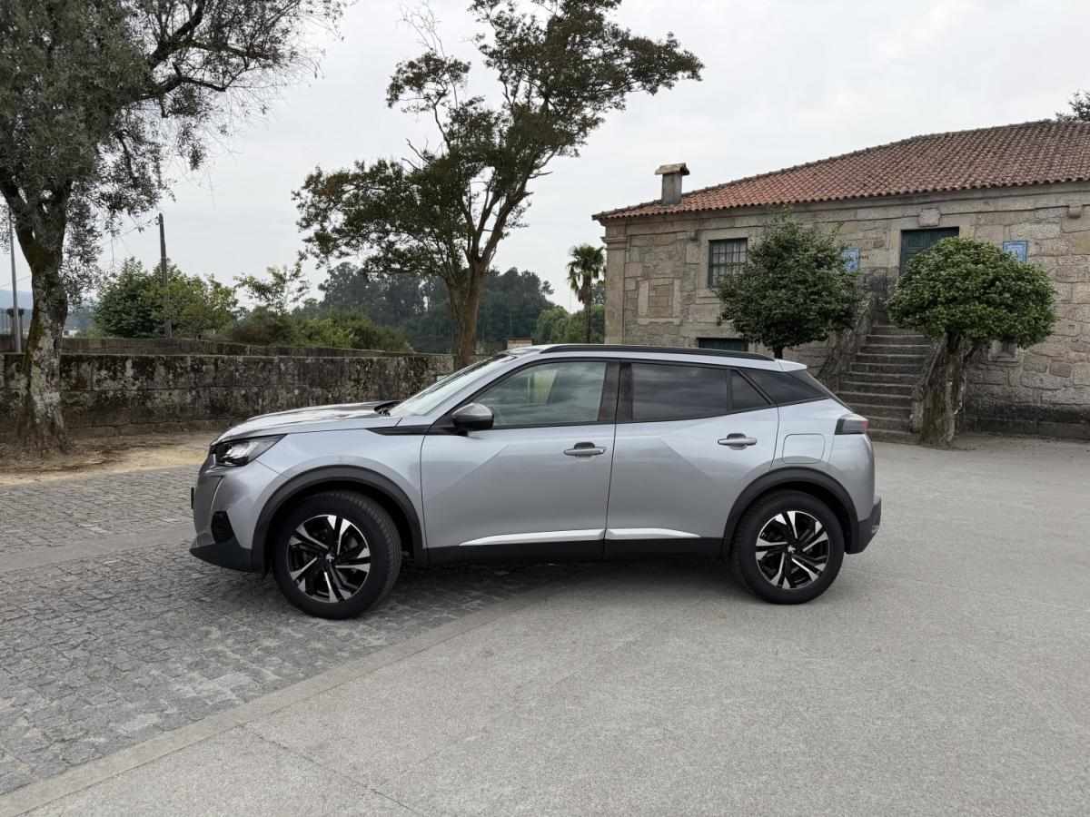 peugeot-e-2008-2021-eletrico-0cc
