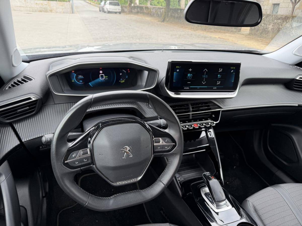 peugeot-e-2008-2021-eletrico-0cc