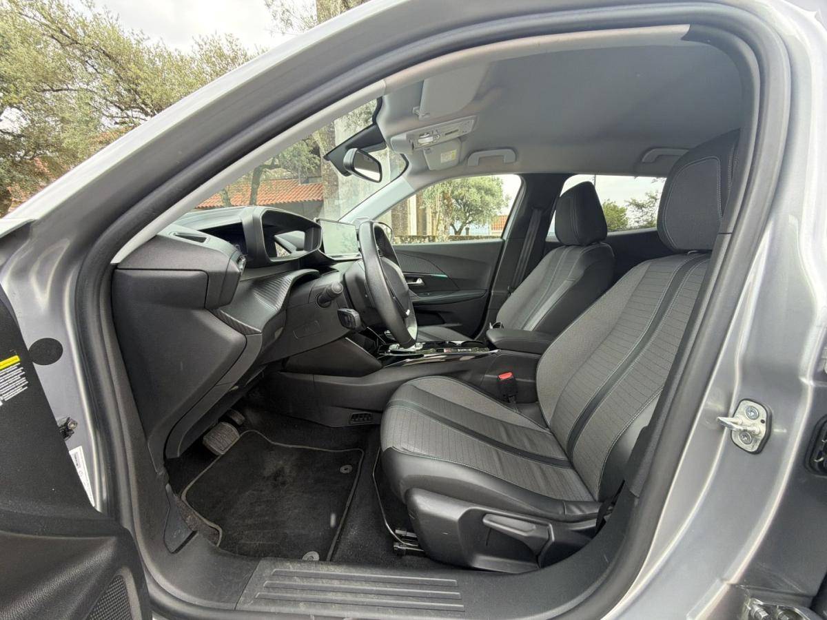 peugeot-e-2008-2021-eletrico-0cc
