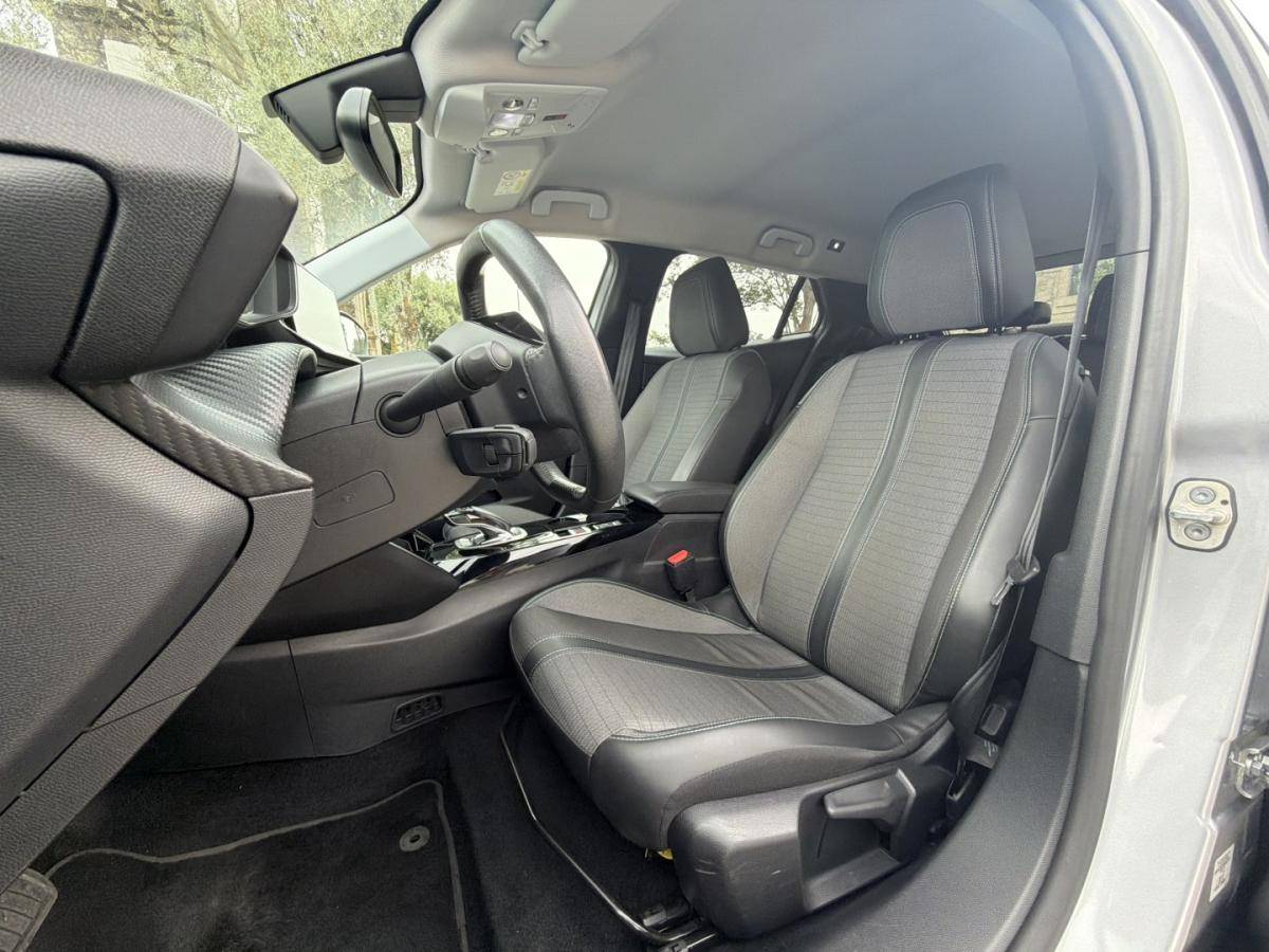 peugeot-e-2008-2021-eletrico-0cc