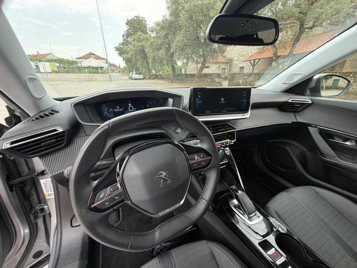 peugeot-e-2008-2021-eletrico-0cc