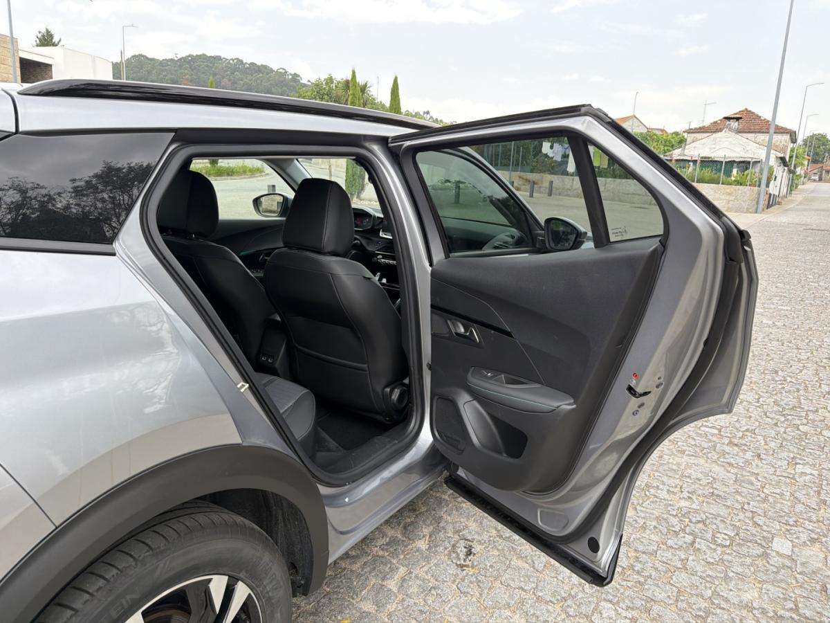 peugeot-e-2008-2021-eletrico-0cc