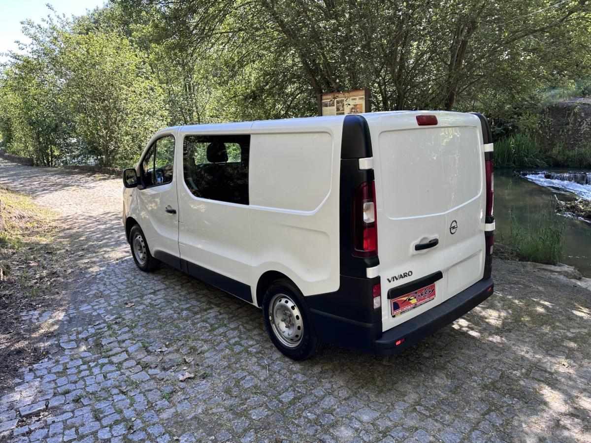 opel-vivaro-2018-diesel-1598cc