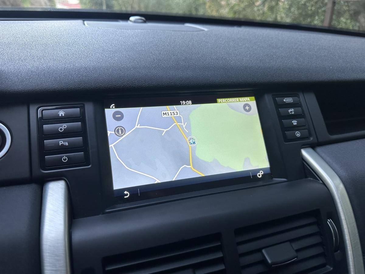 land-rover-discovery-sport-2016-diesel-1999cc