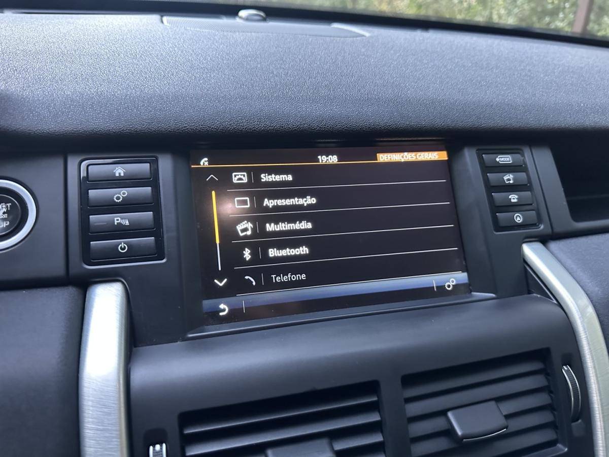 land-rover-discovery-sport-2016-diesel-1999cc