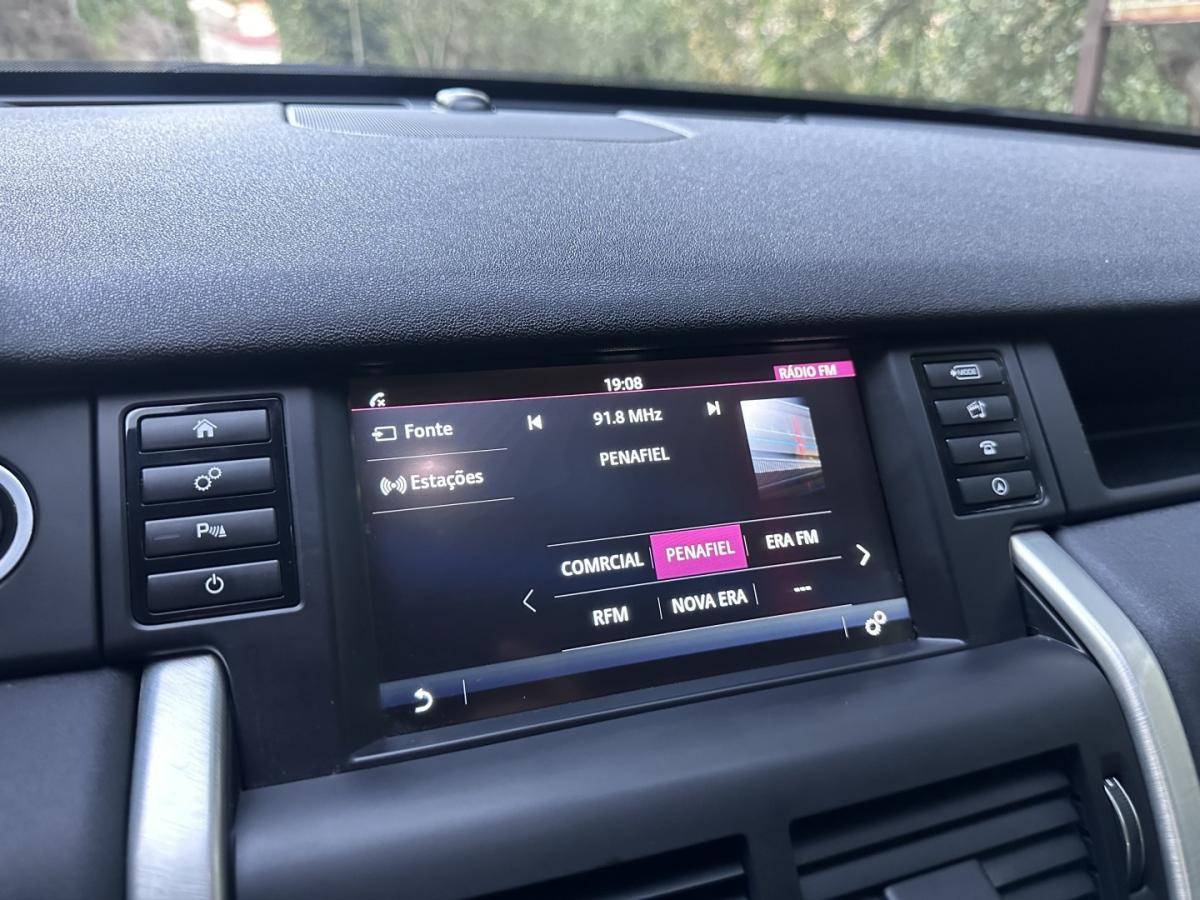 land-rover-discovery-sport-2016-diesel-1999cc