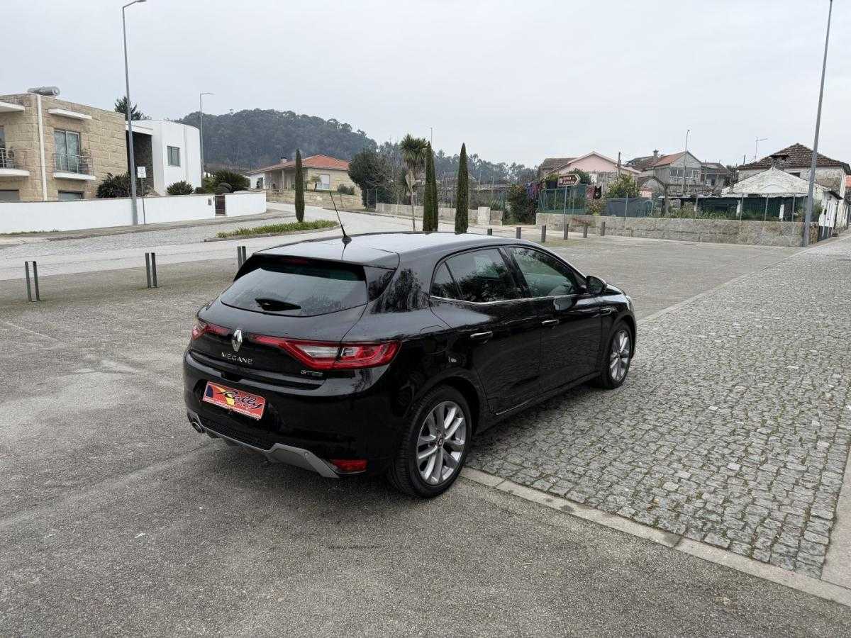 renault-megane-2017-diesel-1461cc