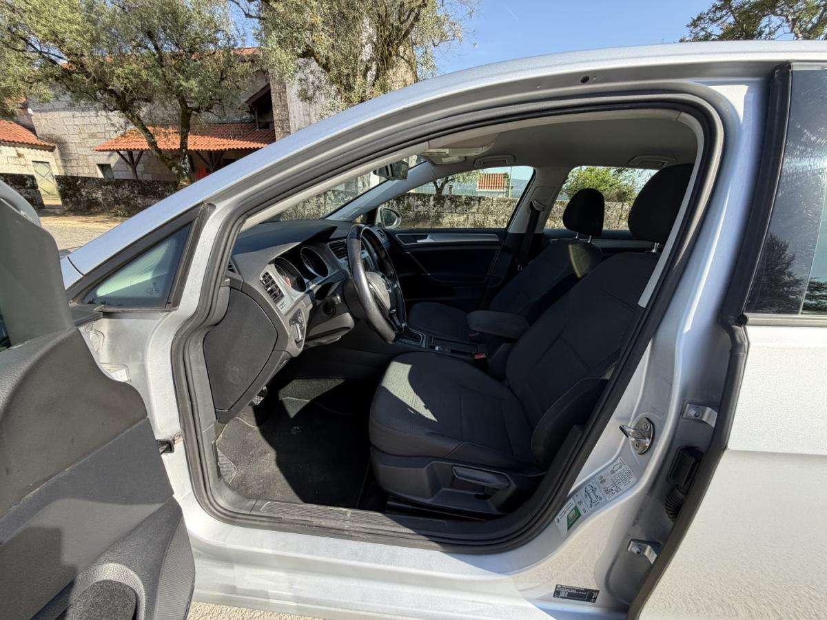 volkswagen-golf-2016-diesel-1598cc
