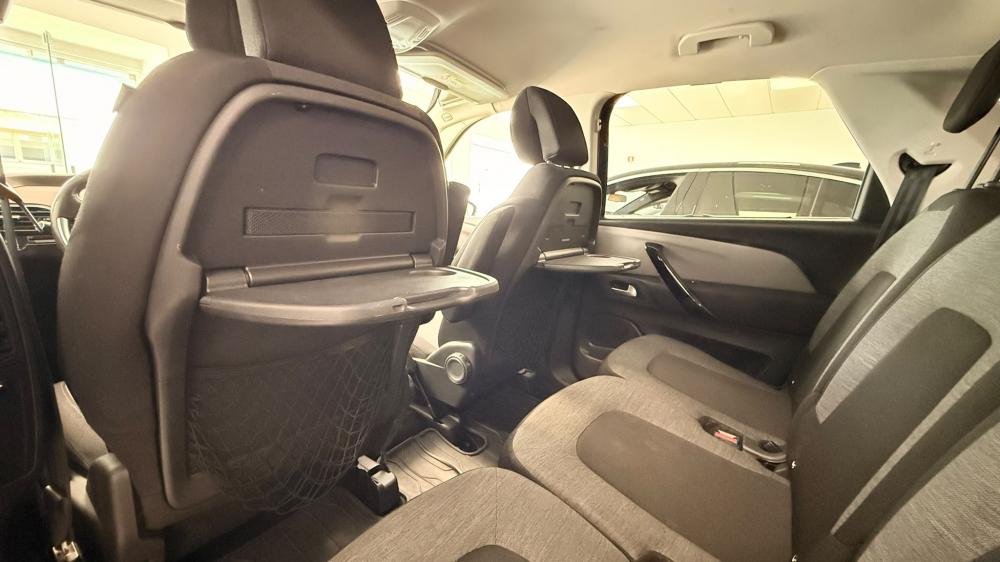 citroen-c4-picasso-2017-diesel-1560cc