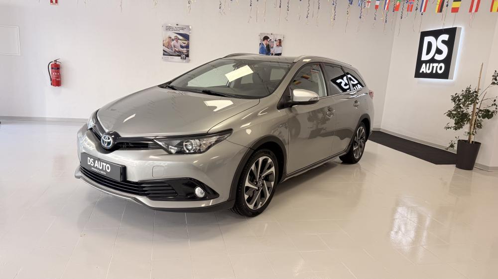 toyota-auris-touring-sports-2019-hibrido-a-gasolina-1798cc