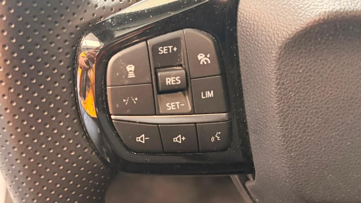 ford-puma-2025-gasolina-998cc