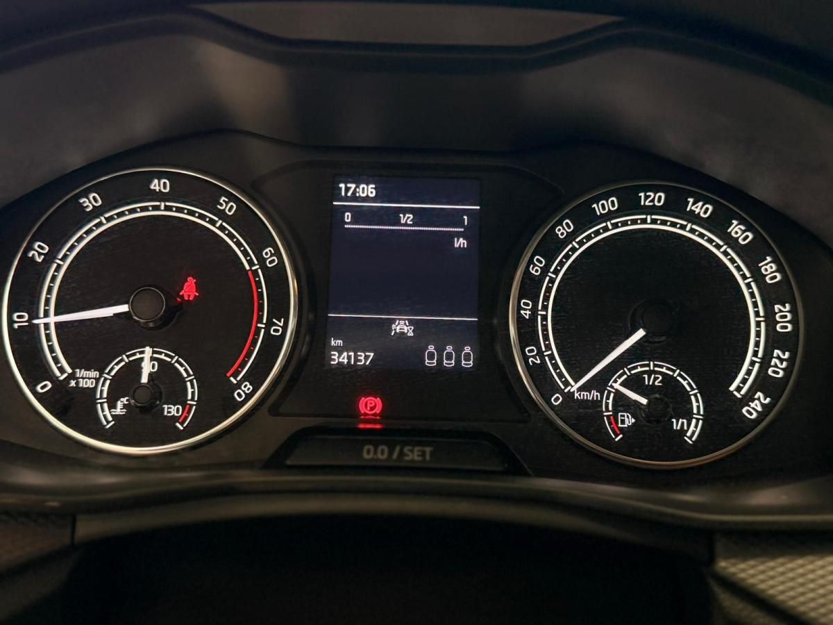 skoda-kamiq-2023-gasolina-999cc