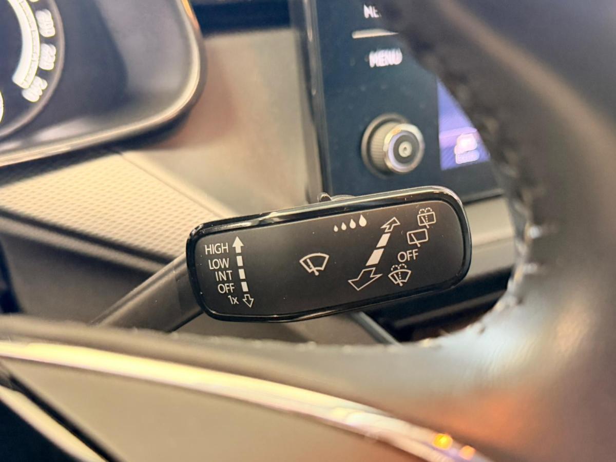 skoda-kamiq-2023-gasolina-999cc