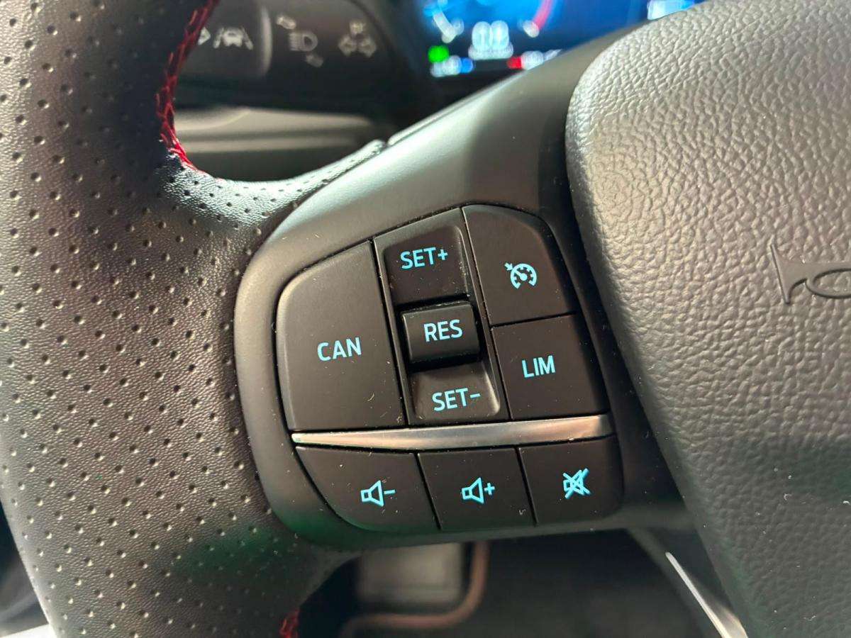 ford-focus-2025-gasolina-998cc