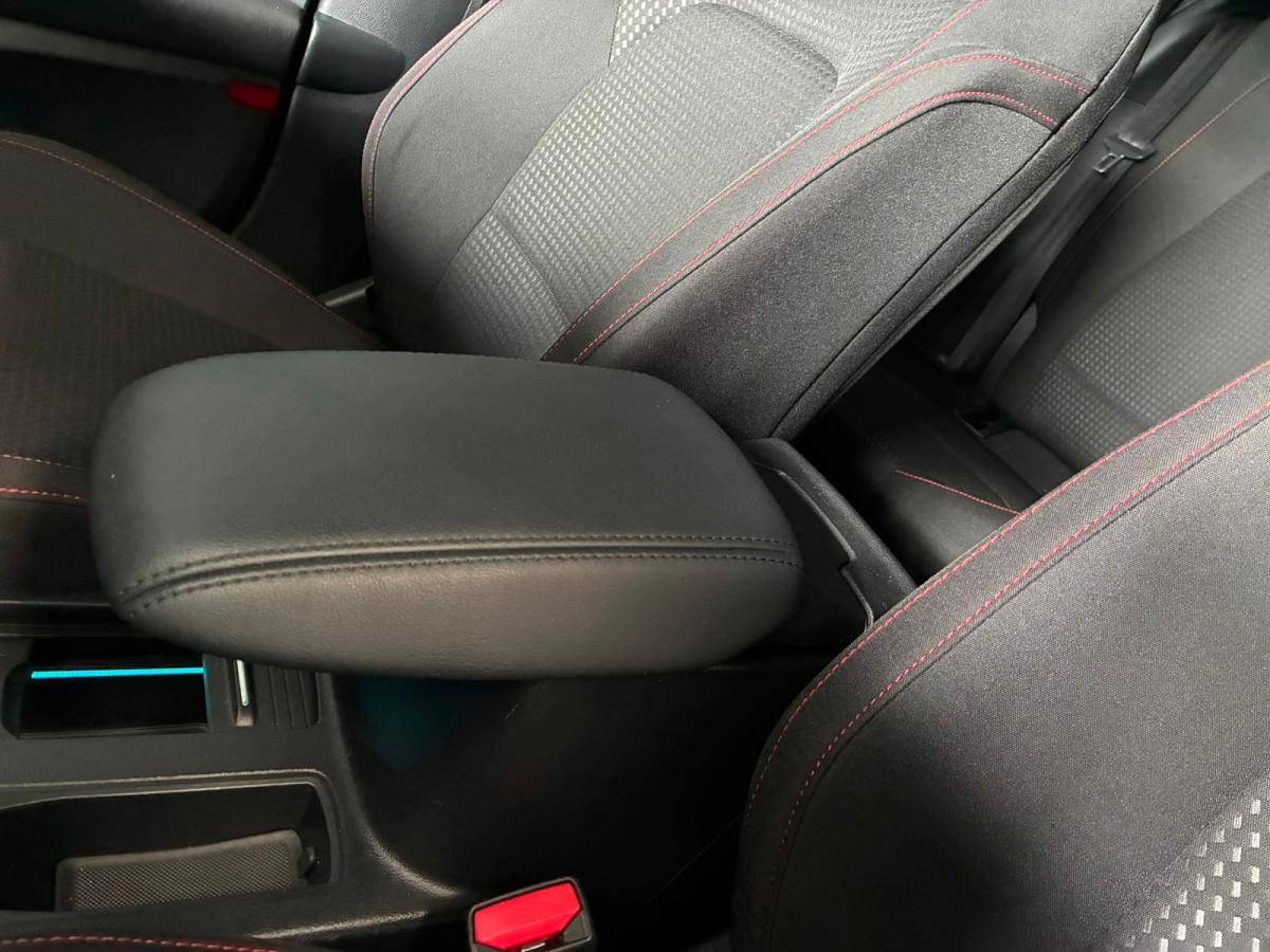 ford-focus-2025-gasolina-998cc