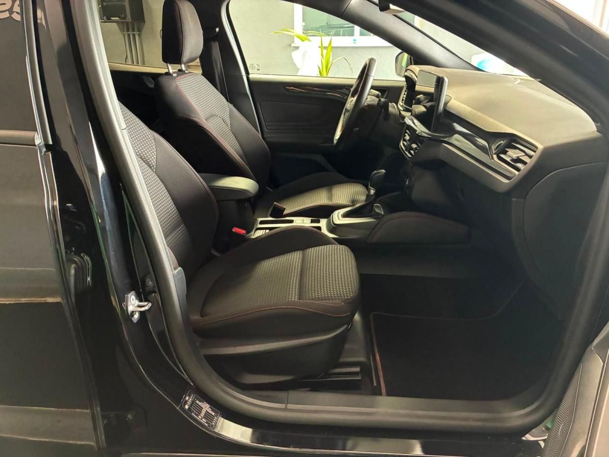 ford-focus-2025-gasolina-998cc