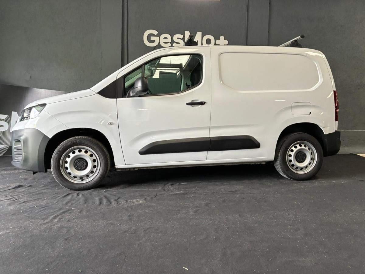 fiat-doblo-2023-diesel-1499cc