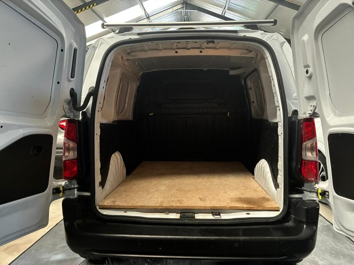 fiat-doblo-2023-diesel-1499cc