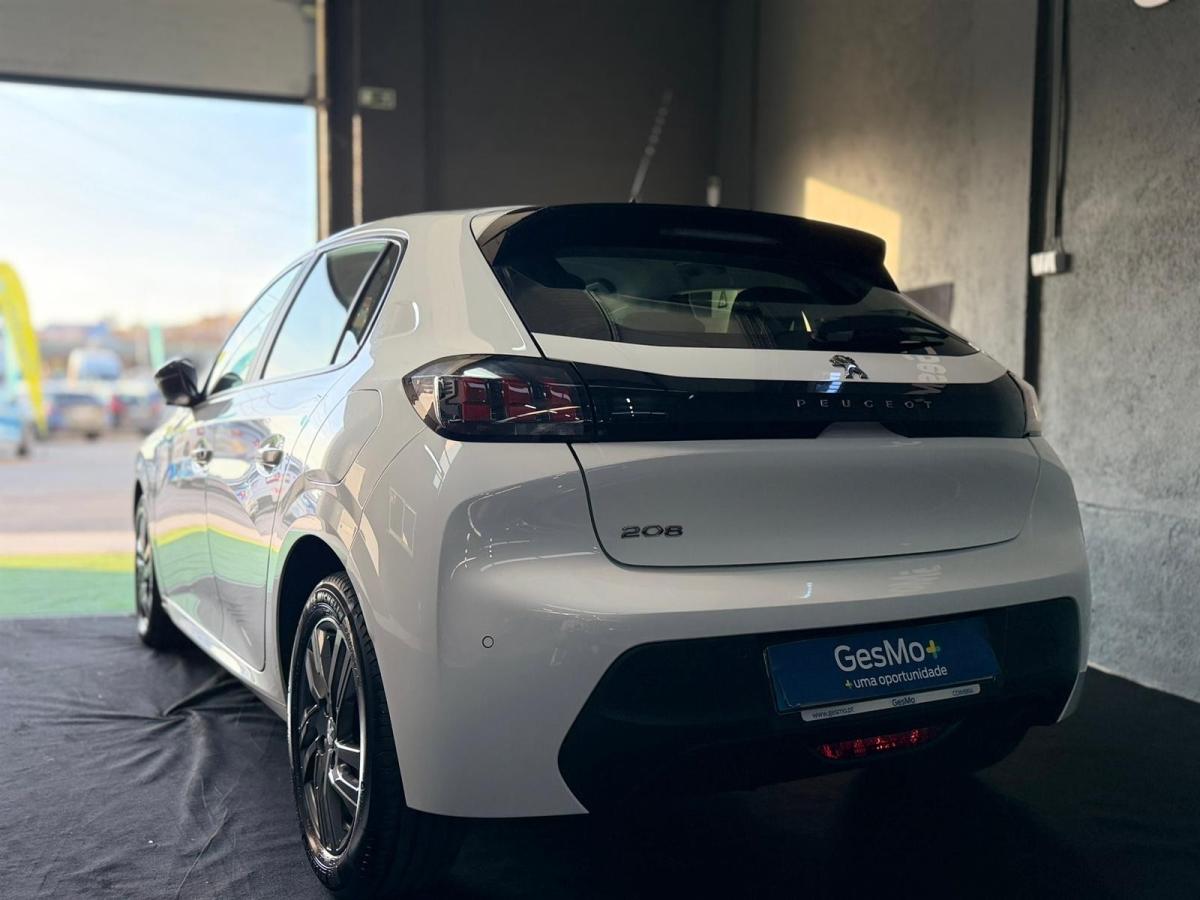 peugeot-208-2022-diesel-1499cc