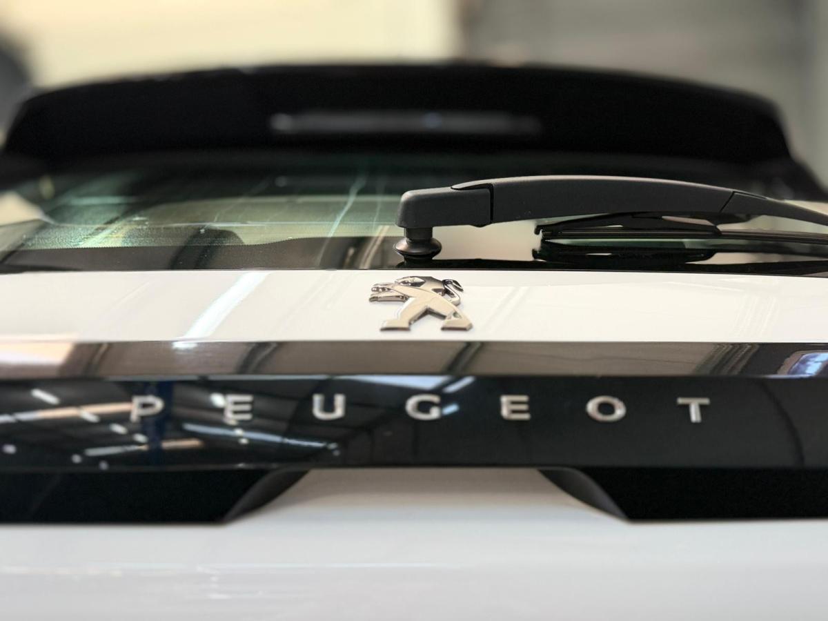peugeot-208-2022-diesel-1499cc