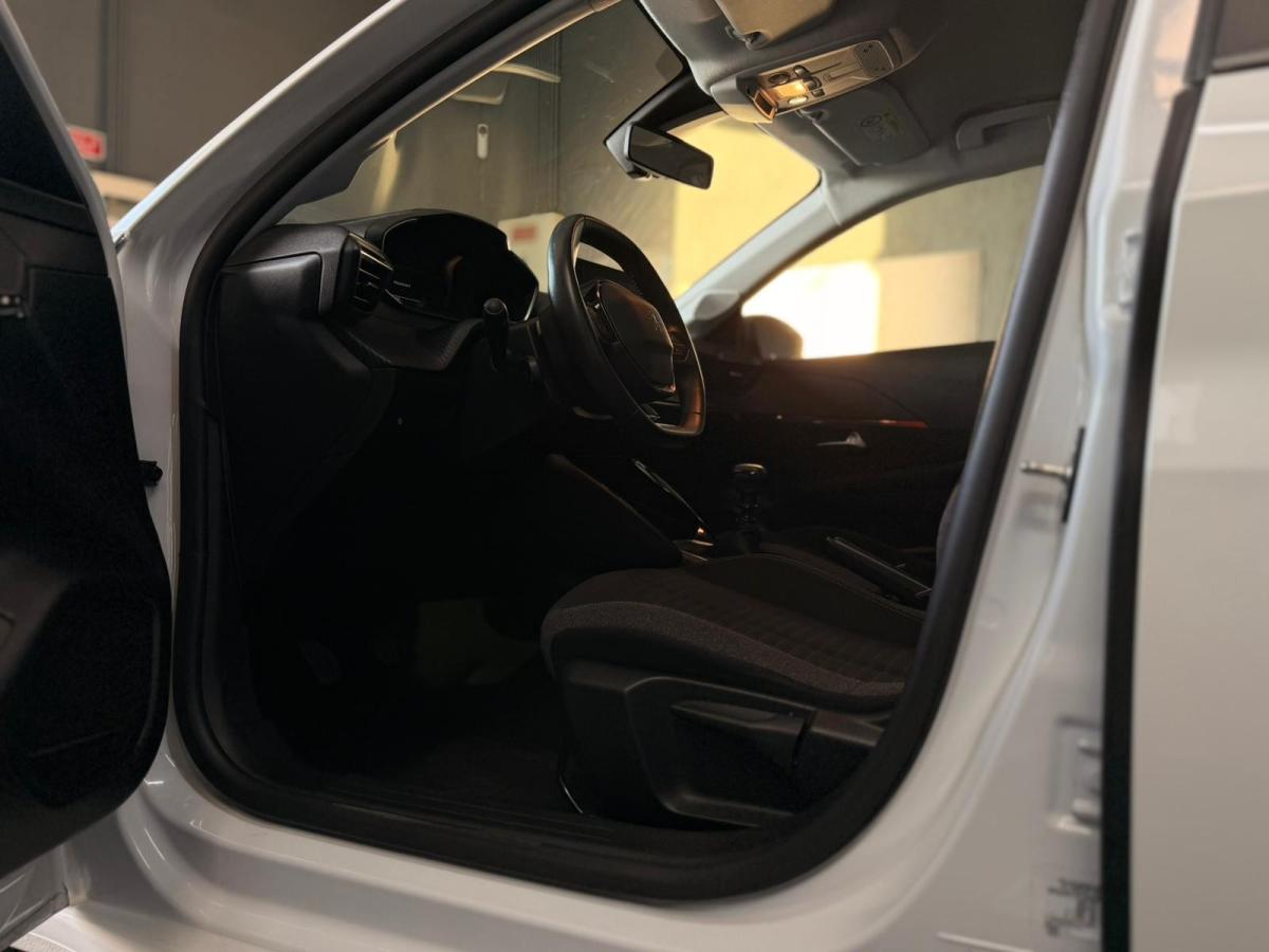 peugeot-208-2022-diesel-1499cc