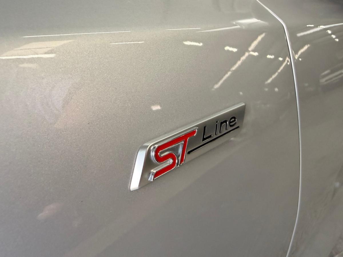 ford-focus-2024-gasolina-998cc