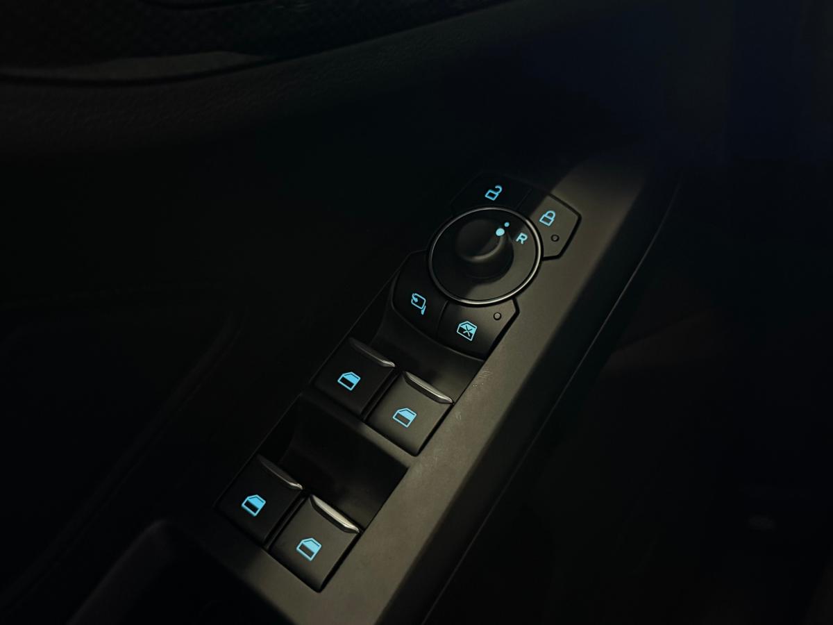ford-focus-2024-gasolina-998cc
