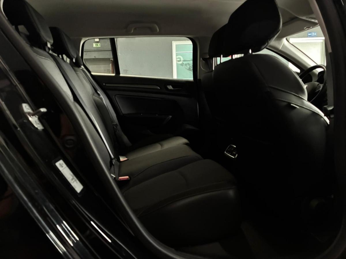 renault-megane-sport-tourer-2024-diesel-1461cc