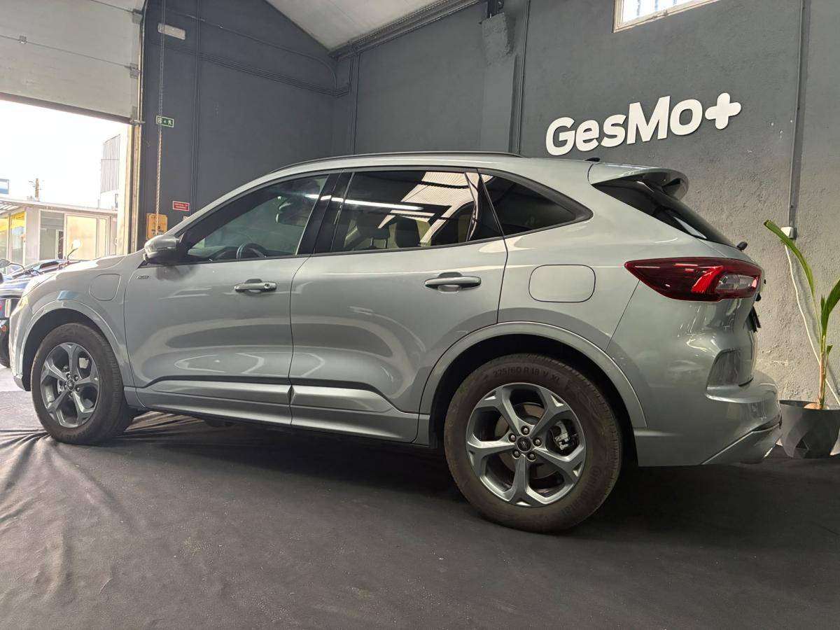 ford-kuga-2026-hibrido-a-gasolina-2488cc
