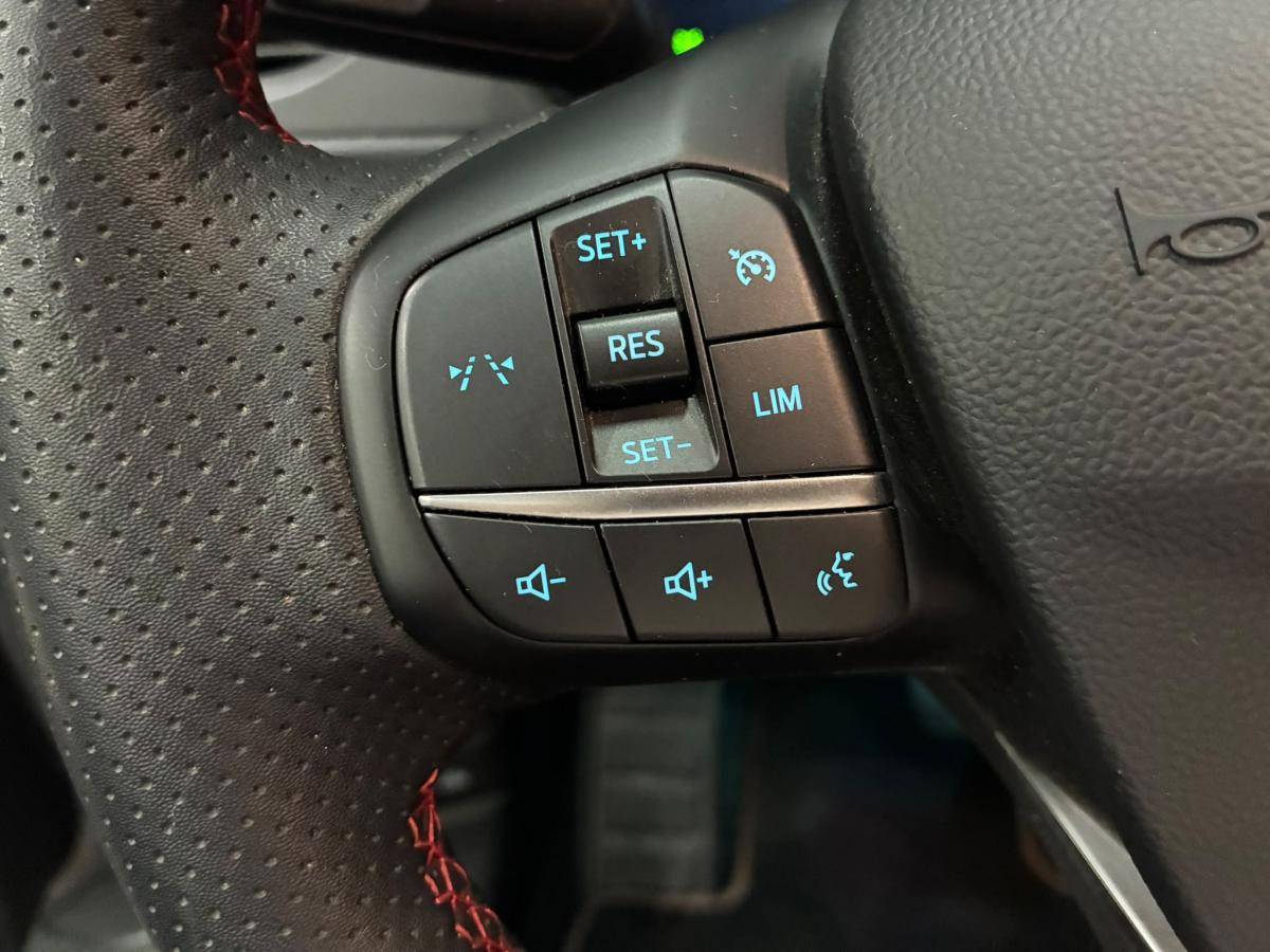 ford-kuga-2026-hibrido-a-gasolina-2488cc