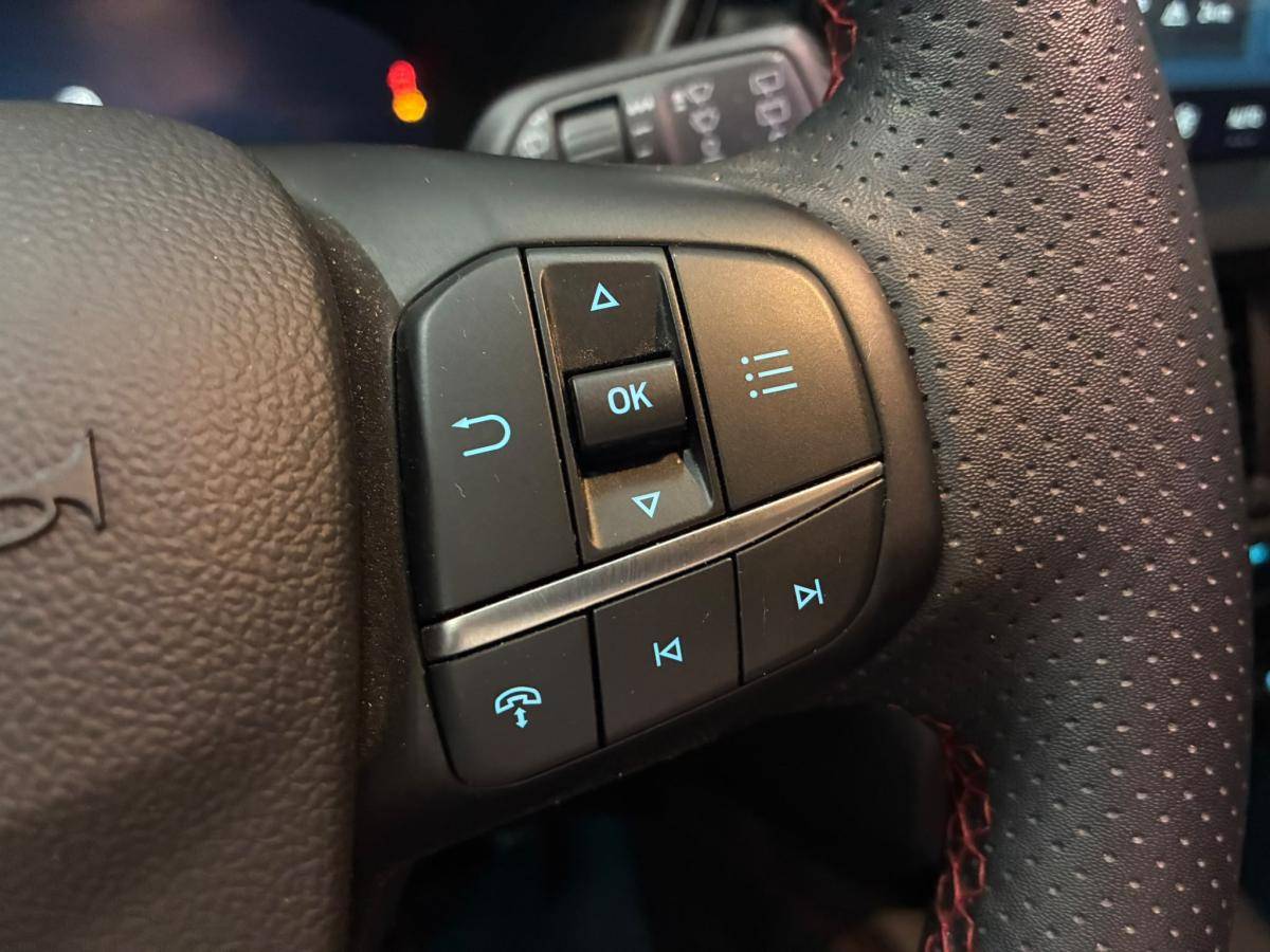 ford-kuga-2026-hibrido-a-gasolina-2488cc
