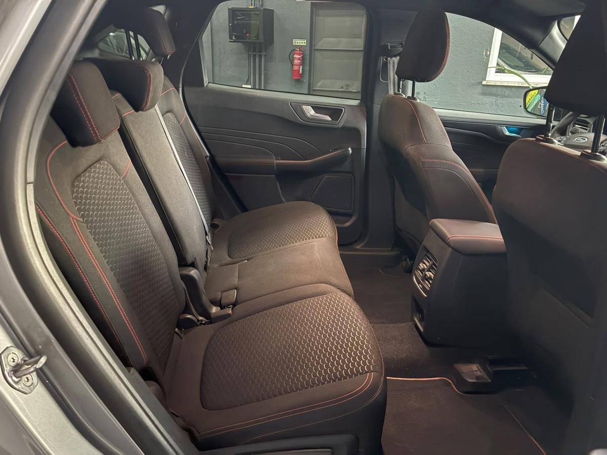 ford-kuga-2026-hibrido-a-gasolina-2488cc