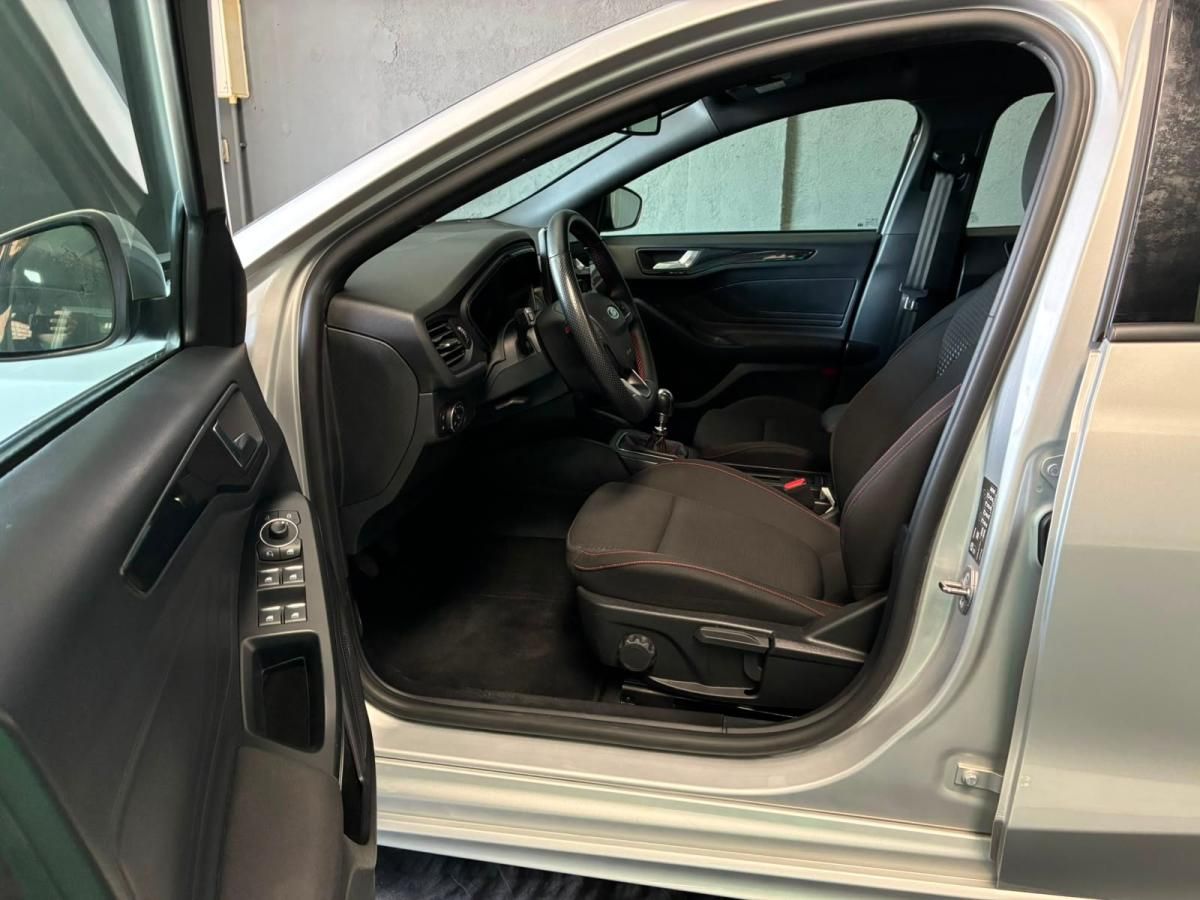 ford-focus-2023-gasolina-998cc