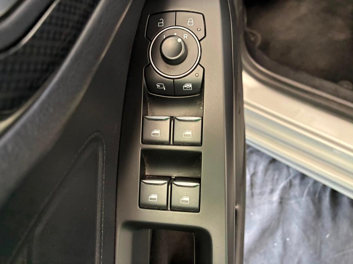 ford-focus-2023-gasolina-998cc