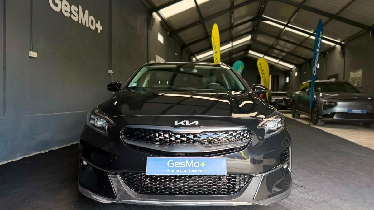 kia-xceed-2022-hibrido-a-gasolina-1580cc