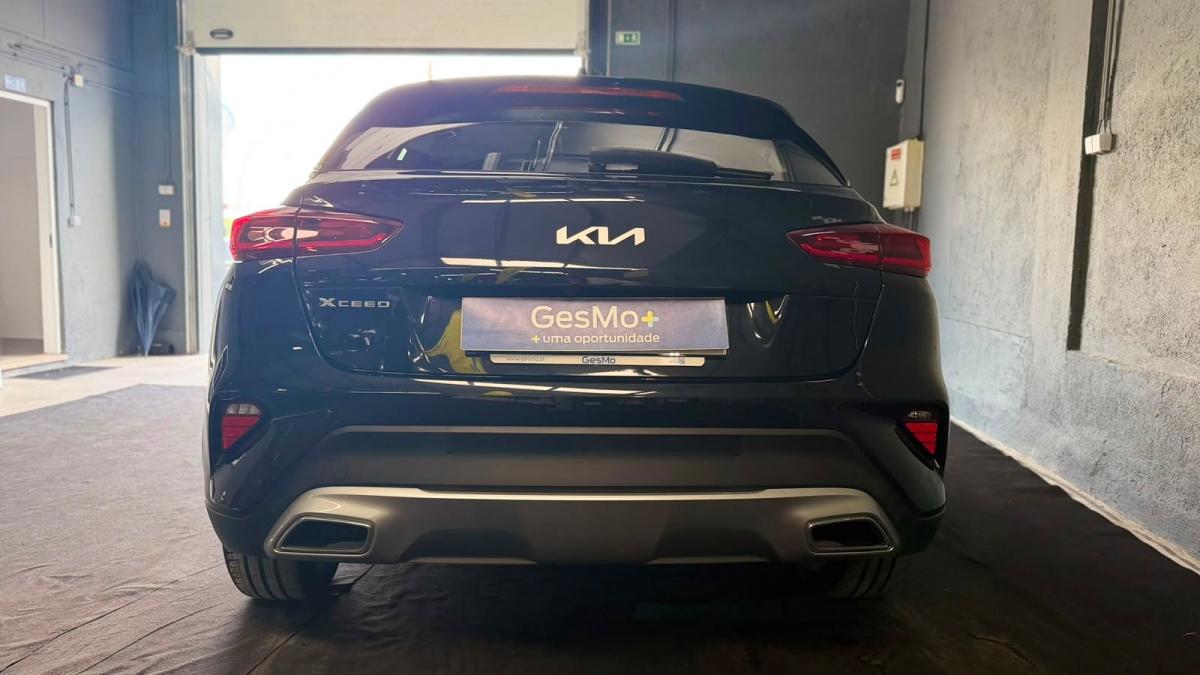 kia-xceed-2022-hibrido-a-gasolina-1580cc