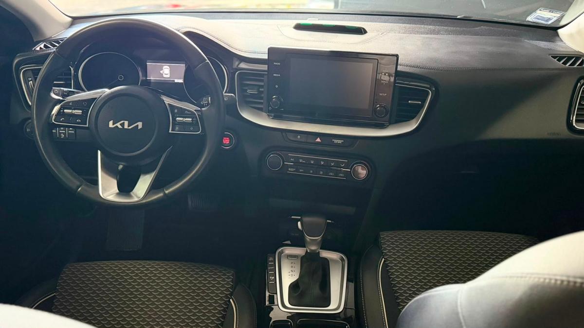 kia-xceed-2022-hibrido-a-gasolina-1580cc