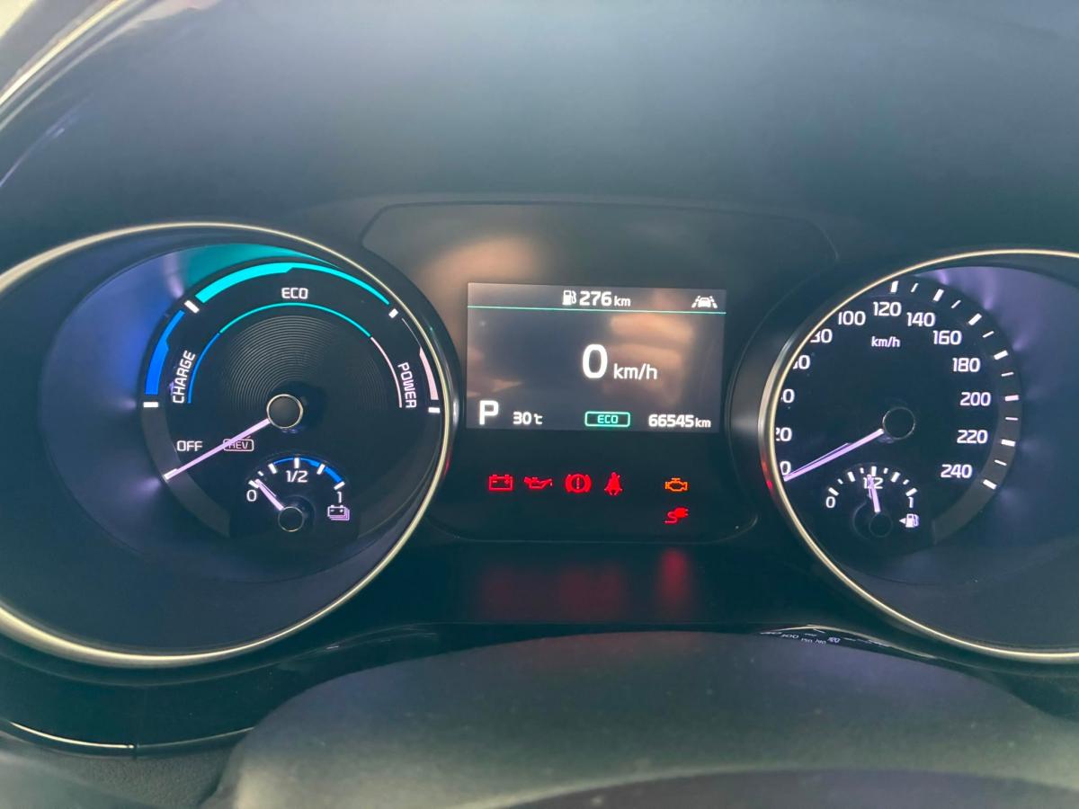 kia-xceed-2022-hibrido-a-gasolina-1580cc