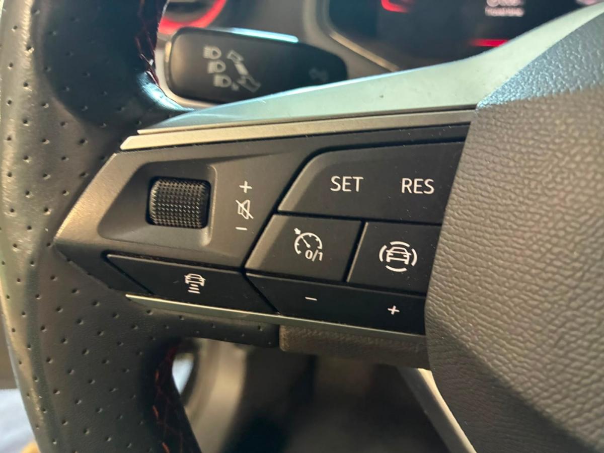 seat-ibiza-2024-gasolina-999cc