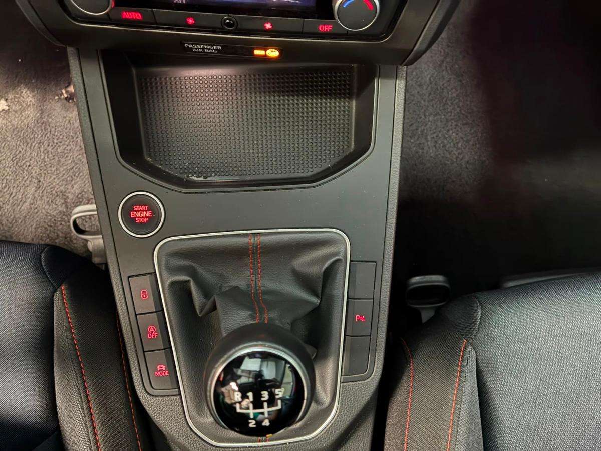 seat-ibiza-2024-gasolina-999cc