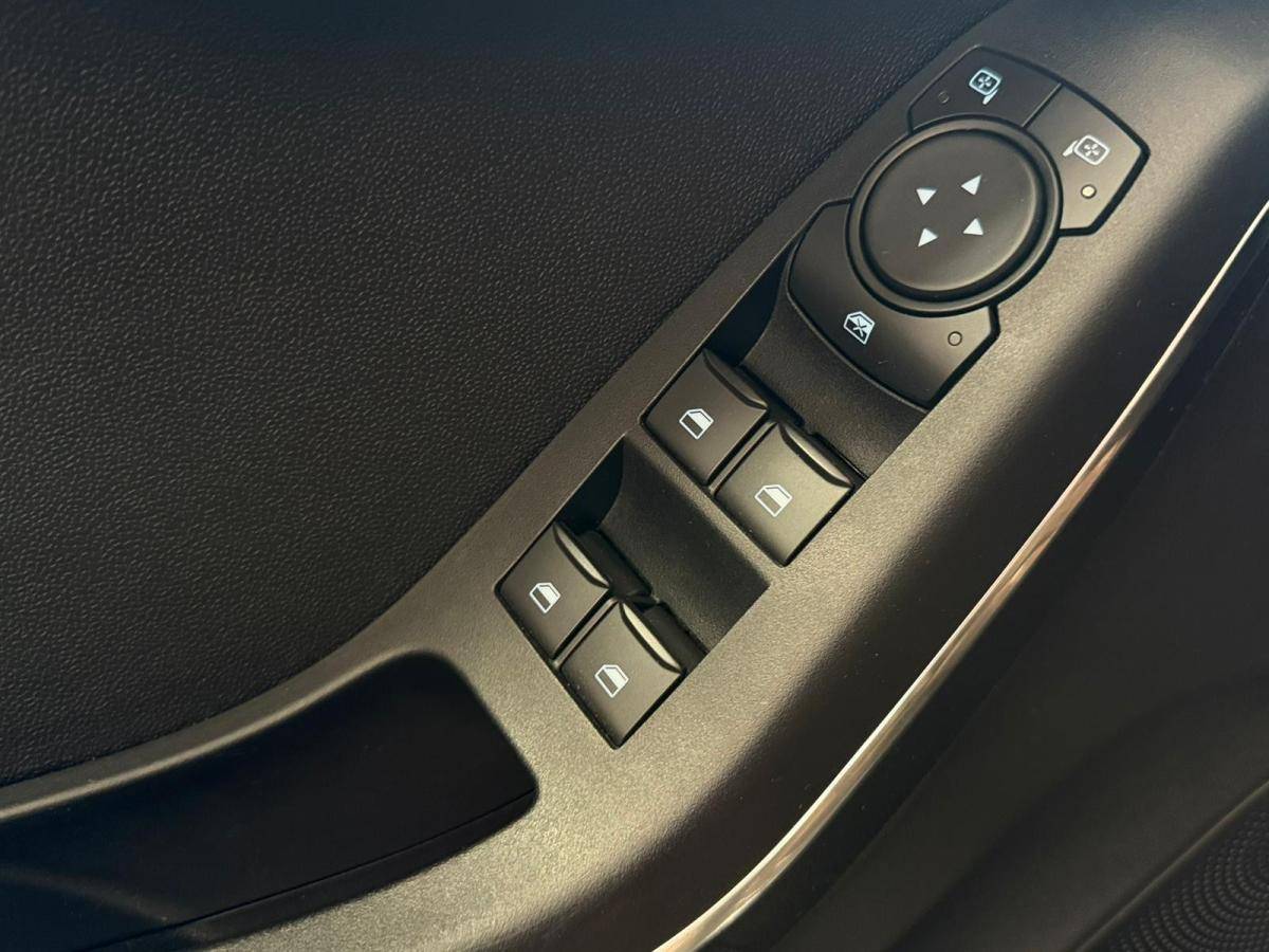 ford-fiesta-2023-gasolina-998cc