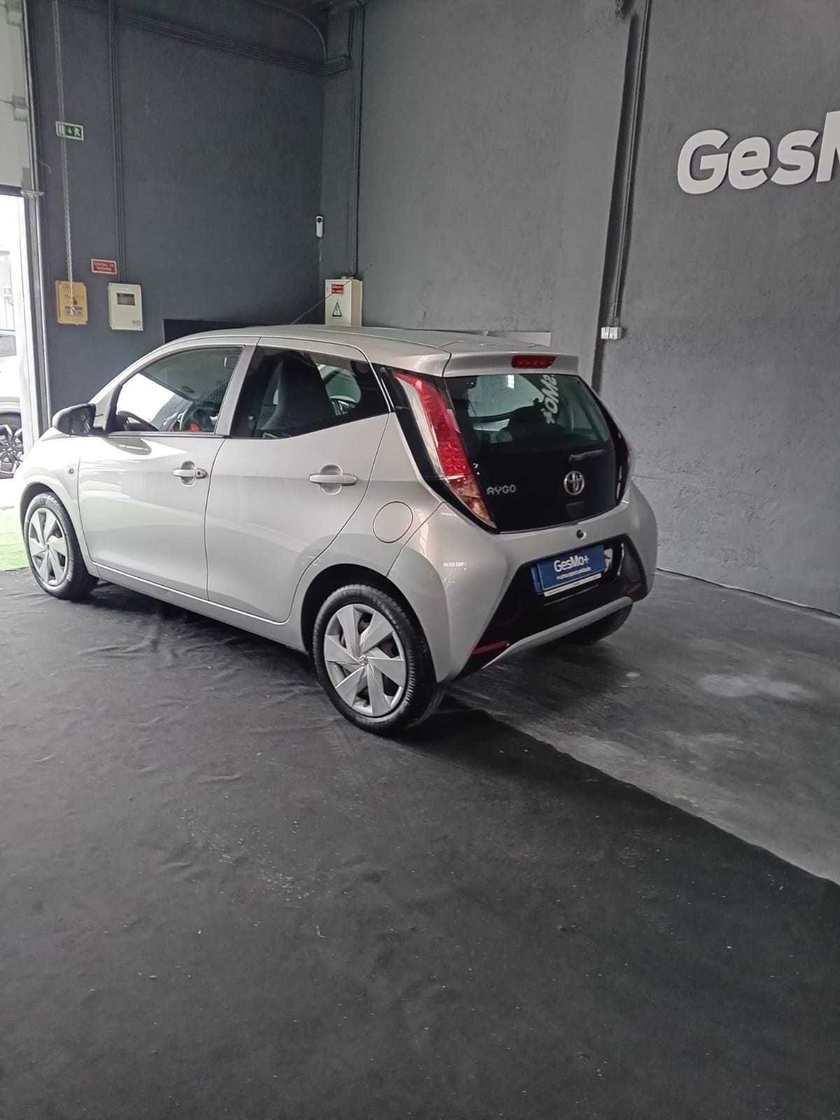 toyota-aygo-2018-gasolina-998cc